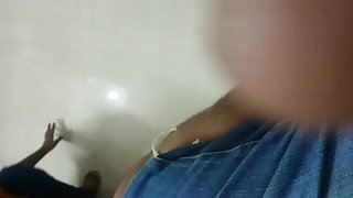豐滿的女人騎著她媽的公雞