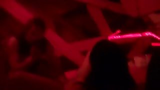 戀物癖女同性戀者從尼龍襪中瘋狂地開始