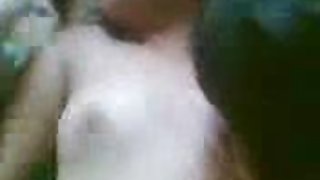 與冰水的女同性戀的sado-maso比賽
